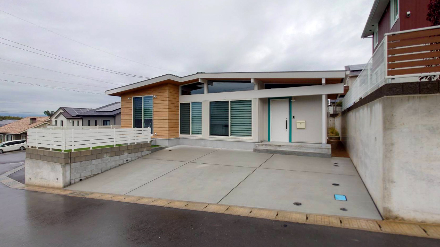 SURF STYLE EICHLER HOUSE