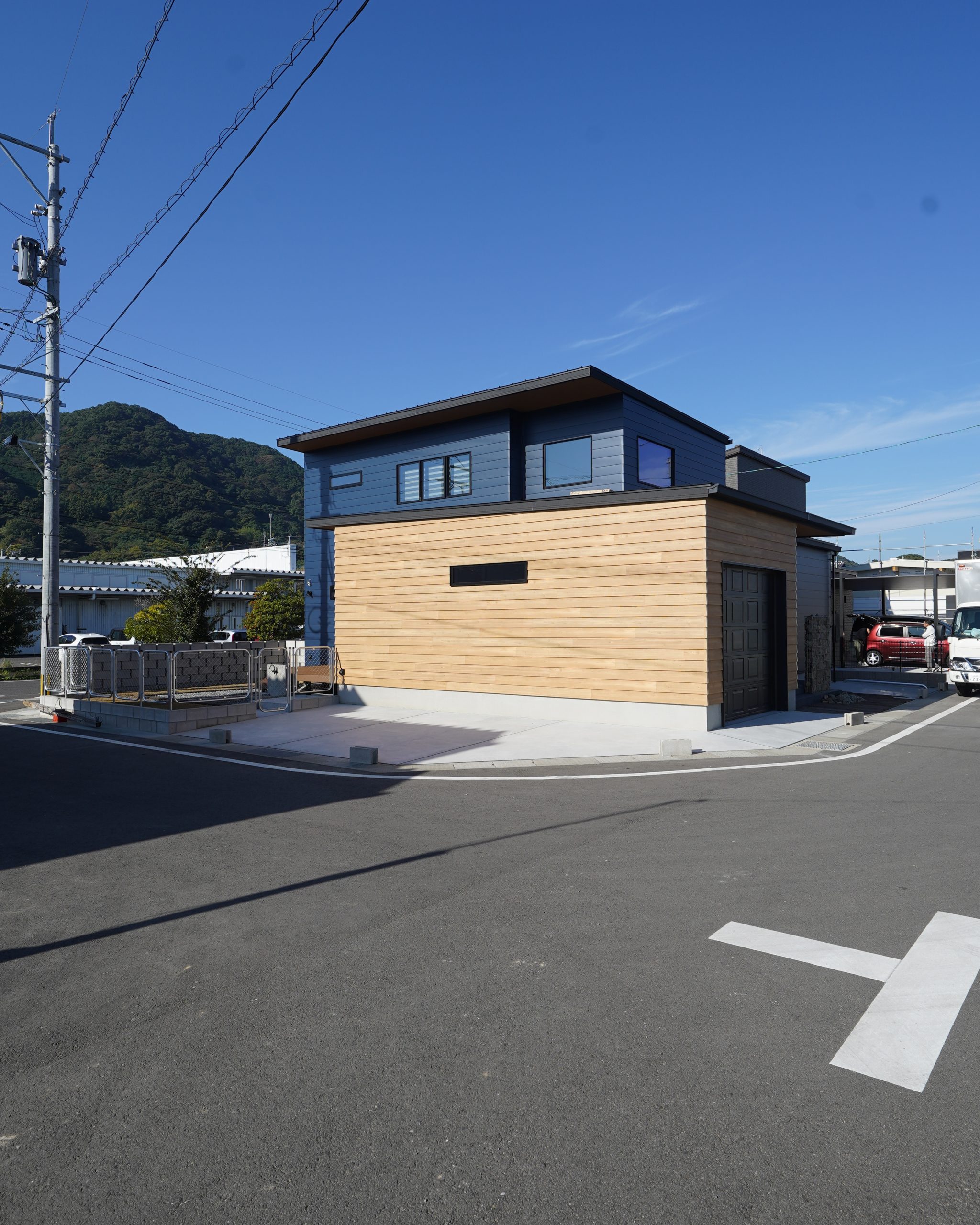 Vintage Grage House OPEN HOUSE