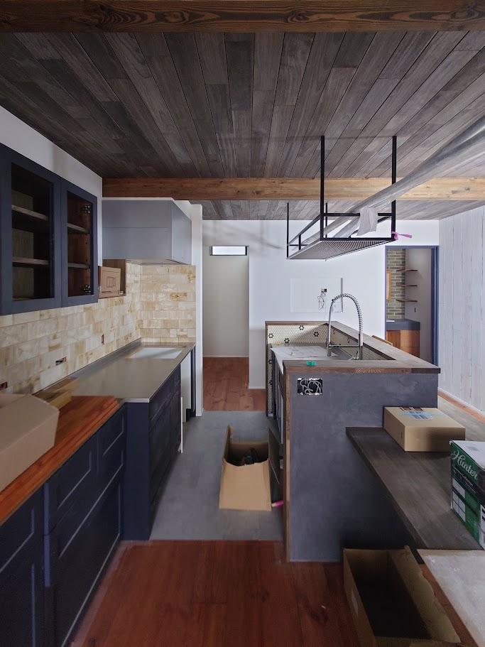 Vintage Grage House OPEN HOUSE